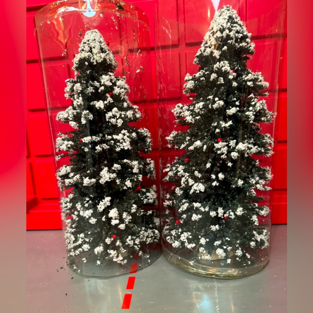 Byers’ Choice LTD - 12” Snow Tree